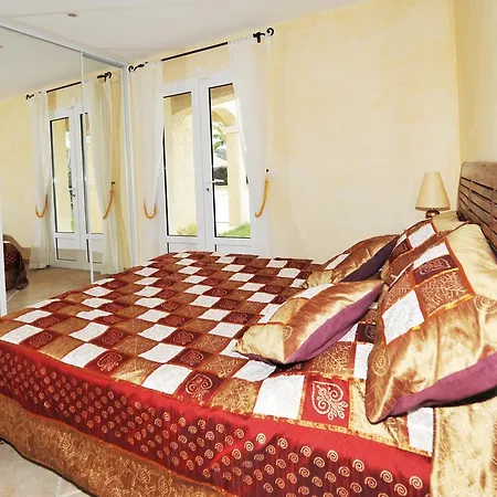 Luxueuse Recente A Raphael De Plain Pied Villa