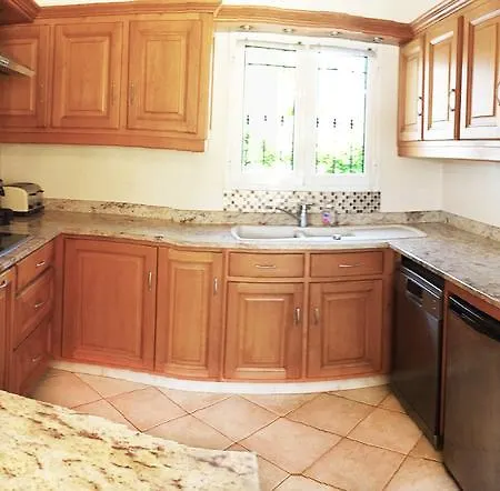 Luxueuse Recente A Raphael De Plain Pied Villa *