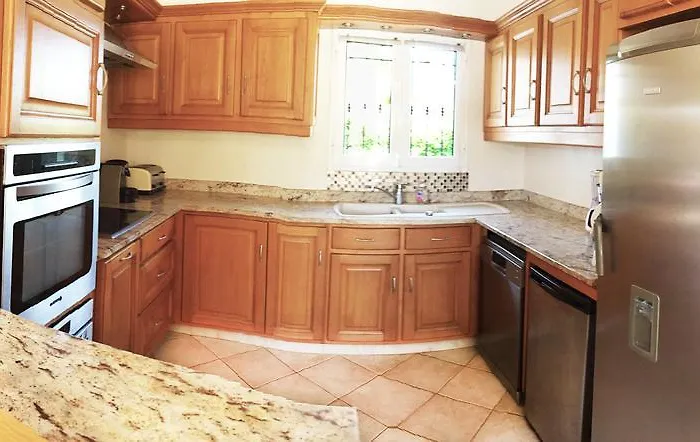 Luxueuse Recente A Raphael De Plain Pied Villa *